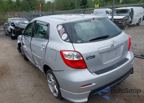 2009 Toyota Matrix S z USA, uszkodzony, nr VIN 2T1LE40E19C008208
